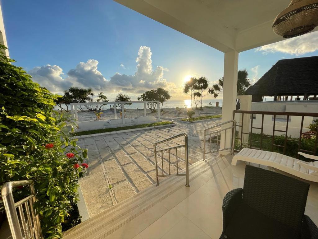 Jambo Beach Hotel Paje Exterior foto
