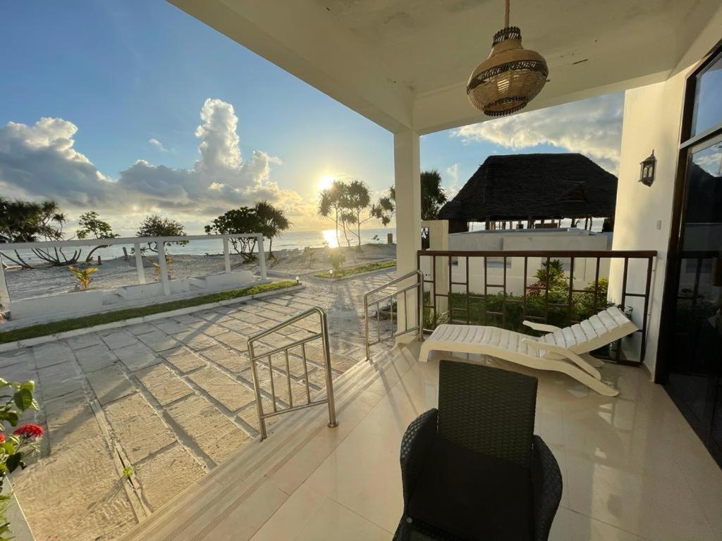 Jambo Beach Hotel Paje Exterior foto